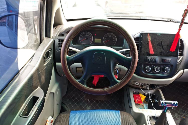 Used FORTHING Lingzhi 2016 V3 1.5L 7-Seater Standard Model China V Emission Standard