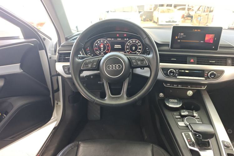 Used Audi A4L 2018 30th Anniversary Edition 40 TFSI Fashion Model