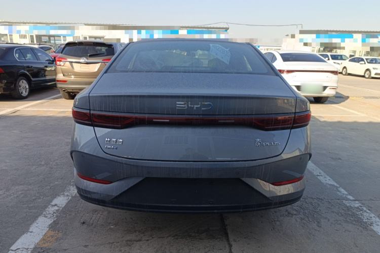 Used BYD Qin PLUS 2025 DM-i Smart Drive 55KM Leading Model
