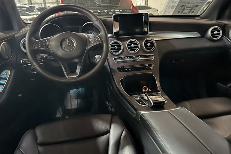 Used Mercedes-Benz GLC 2018 GLC 300 4MATIC Sport Edition
