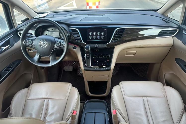 Used Buick GL8 2017 ES 28T Flagship Model China V Standard
