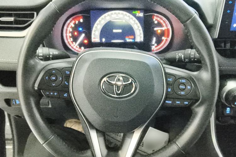 Used Toyota RAV4 2021 2.0L CVT Two-Wheel Drive Fashion PLUS Edition