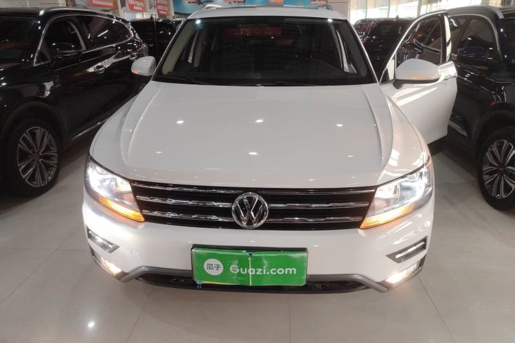 Used Volkswagen Tiguan L 2019 Revised 330TSI Automatic Two-Wheel Drive Smart & Luxury Edition China VI Standard
