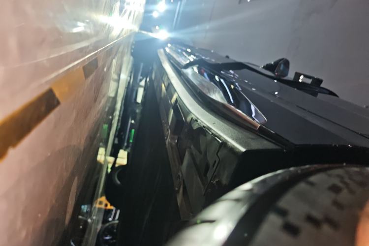 Used Zeekr 7X 2025 100 kWh Long-Range Rear-Wheel Drive with Intelligent Driving Features
