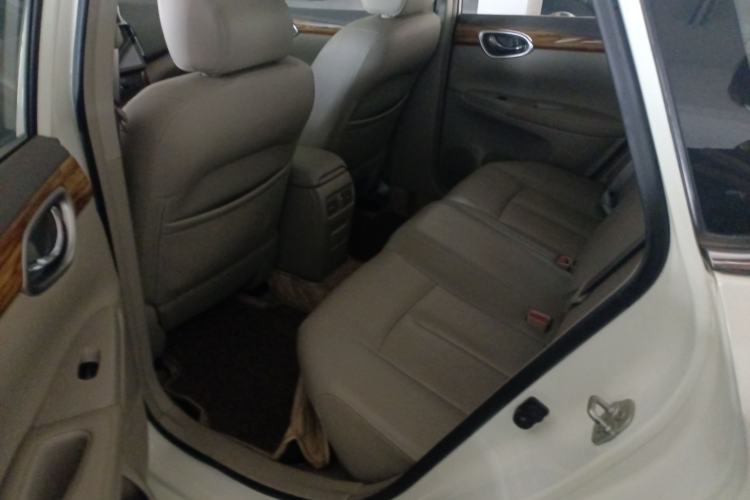 Used Nissan Sylphy 2014 1.6XV CVT Deluxe Edition
