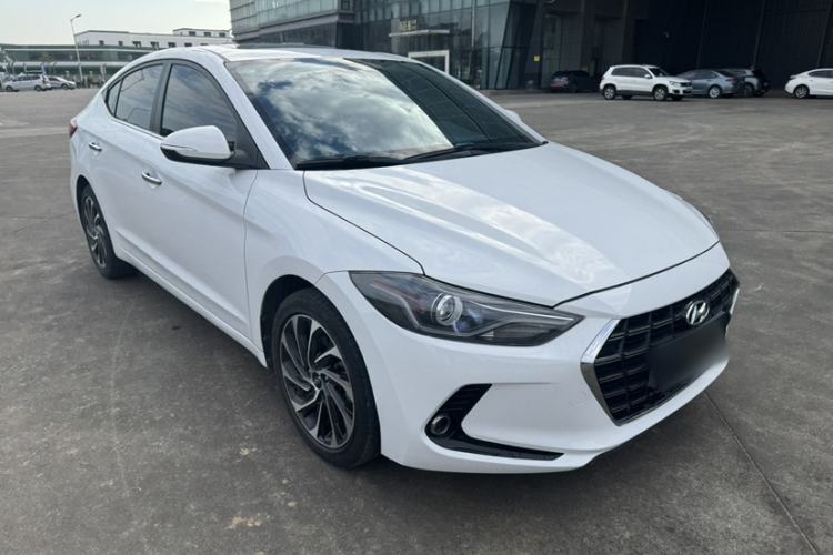 Used Hyundai Elantra 2019 1.4T Dual-Clutch Xuan Dong · Dynamic Model
