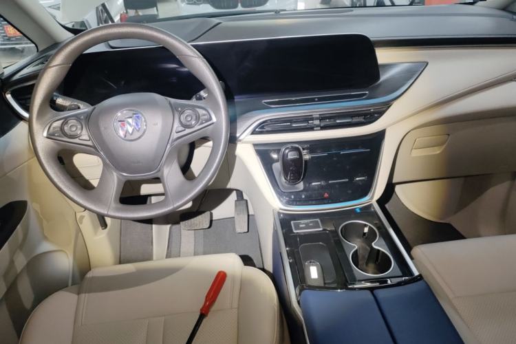 Used Buick GL8 2021 ES Landtrek 653T Comfort Edition
