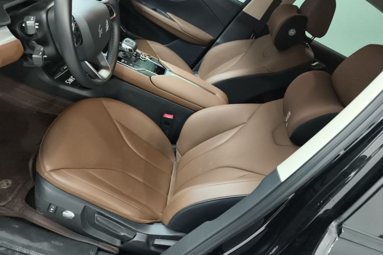 Used Hongqi E-QM5 2024 610 km PLUS
