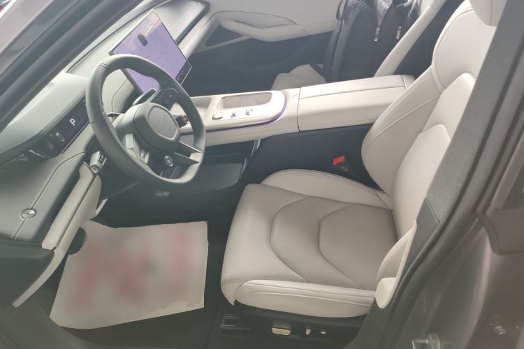 Used  SU7 2024 Rear-Drive Long-Range Intelligent Driving Version
