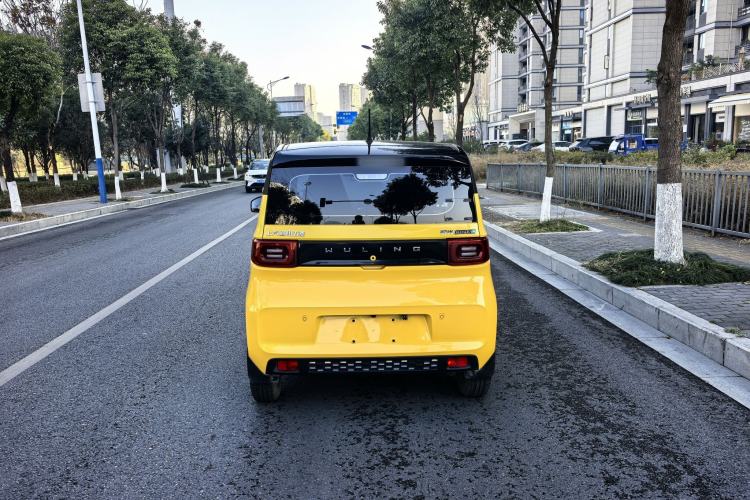 Used Wuling Hongguang MINIEV 2021 Macaron Premium Model – Lithium Iron Phosphate
