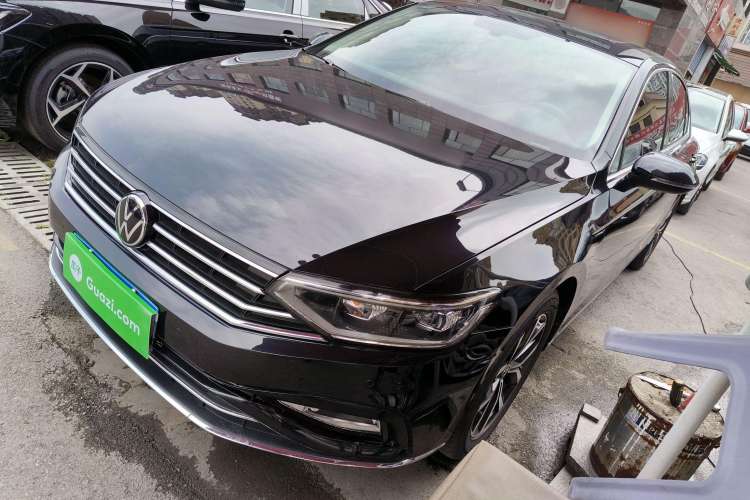 Used Volkswagen Magotan 2020 330TSI DSG Leading Model
