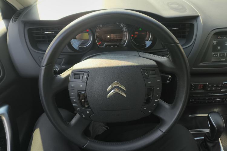 Used Citroen C5 2014 1.6T Automatic Luxury Model