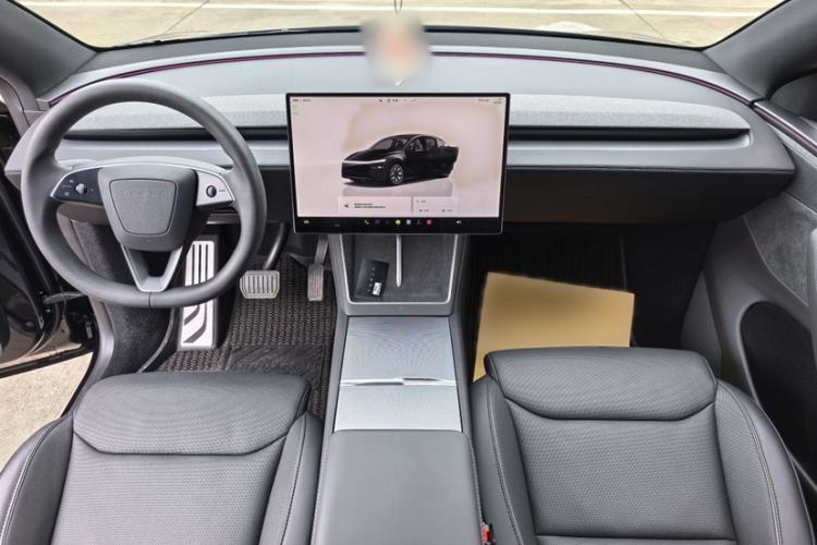 Used Tesla Model Y L 2025 Model Long-Range All-Wheel-Drive Version
