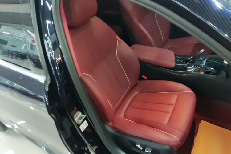 Used BMW 5 Series 2022 Restyled 530Li Leading Edition M Sport Package
