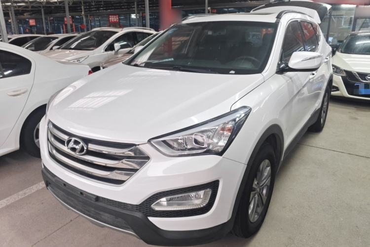 Used Hyundai Santa Fe 2015 2.0T Automatic Two-Wheel Drive Comfort Version 5 Seats