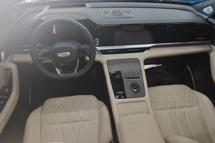 Used Geely Auto Monjaro L 2025 Dongfang Yao 2.0TD Automatic All-Wheel-Drive Wangyue Edition
