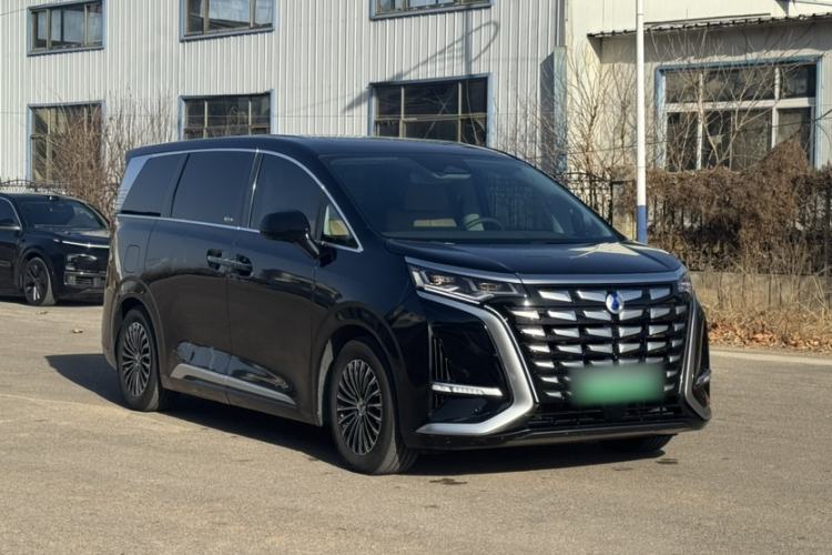 Used Denza D9 2022 DM-i 970 Four-Wheel Drive Flagship Model
