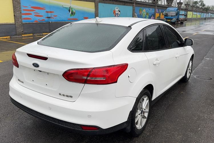 Used Ford Focus 2017 Sedan 1.6L Automatic Fashion Edition Smart Drive Version
