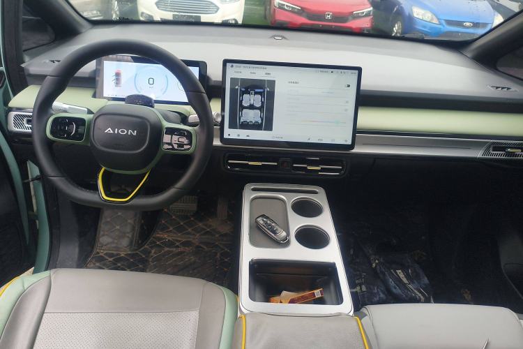 Used AION Y 2022 Plus 70 Tech Edition
