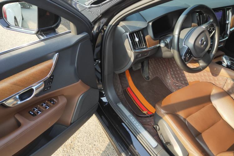 Used Volvo S90 2022 B5 Zhiyi Luxury Edition