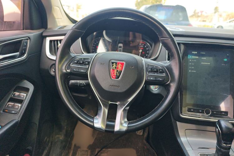 Used Roewe RX5 2018 30T Two-Wheel Drive Automatic Internet Smart Edition