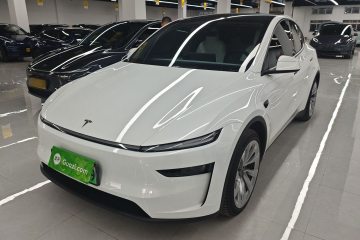 Used Tesla Model Y 2025 Long-Range All-Wheel-Drive Version