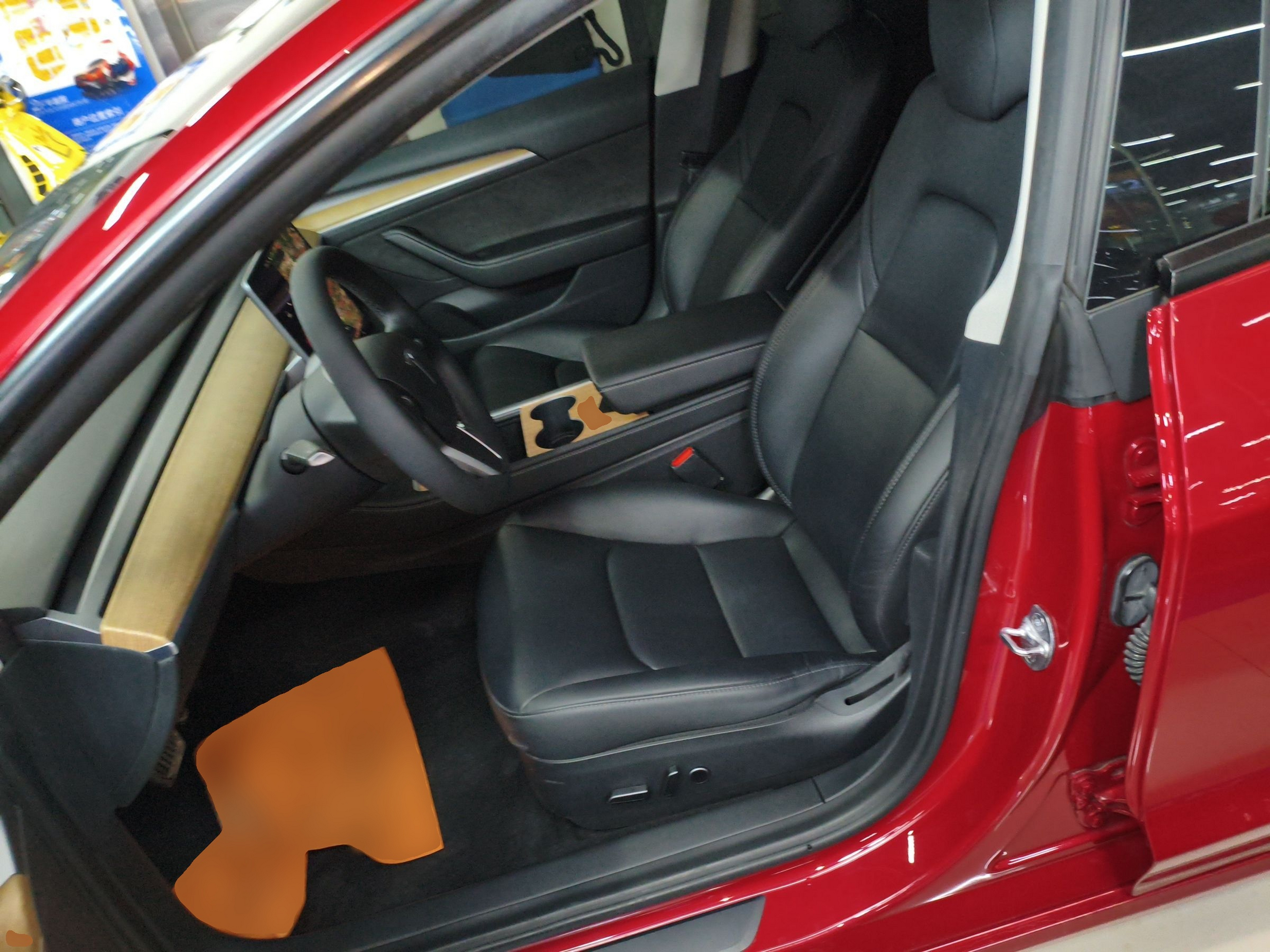 Переднее сиденье в автомобиле