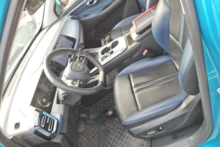 Used GAC Trumpchi GS3 2023 Shadow Speed 270T R-STYLE Edition
