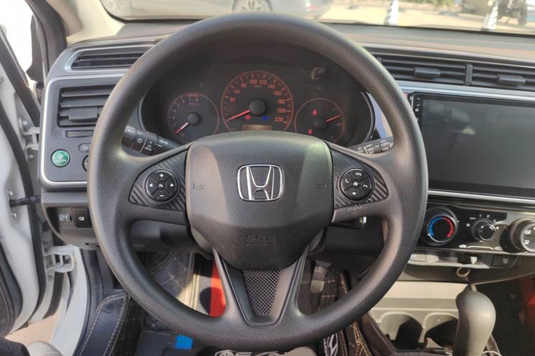 Used Honda Gienia 2017 1.5L CVT Classic Edition
