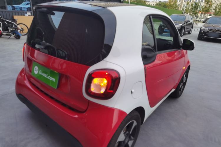 Used  fortwo 2018 1.0L 52kW Hardtop Passion Edition China V Standard
