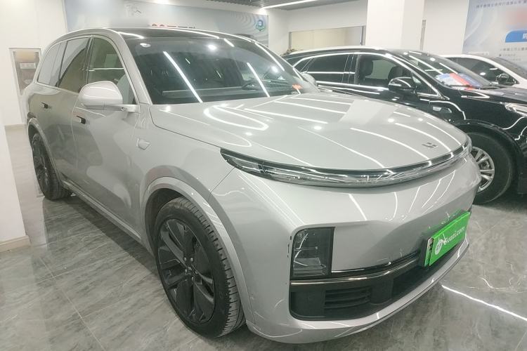 Used Li Auto L8 2023 Pro Model
