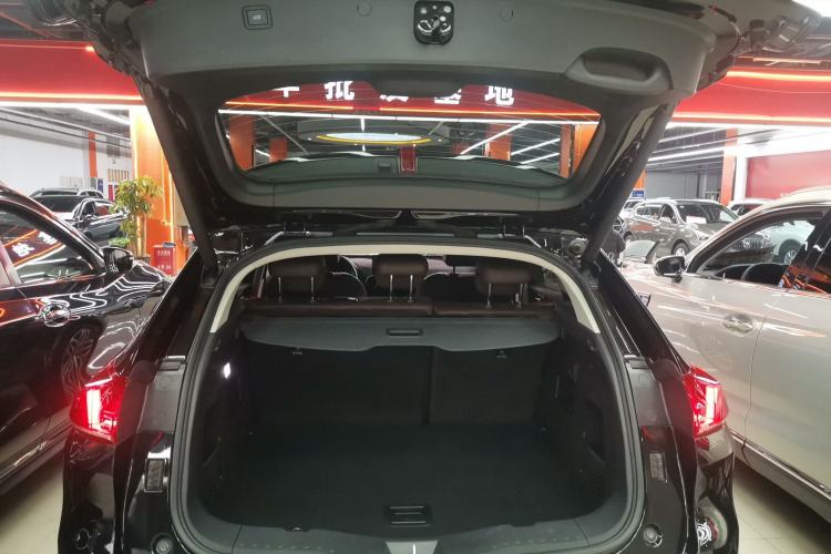 Used Wey VV5 2019 Upgraded Model 2.0T Two-Wheel Drive Ultra-Luxury Version China V Standard