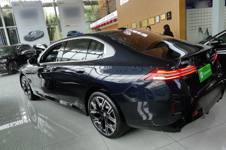 Used BMW 5 Series 2025 530Li Luxury Edition M Sport Package