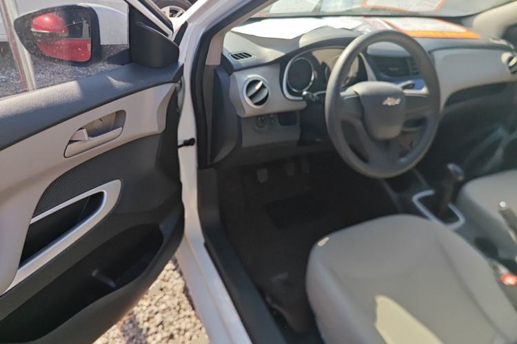 Used Chevrolet Sail 2015 Sail 3 1.5L Manual with Ideal Sunroof Edition
