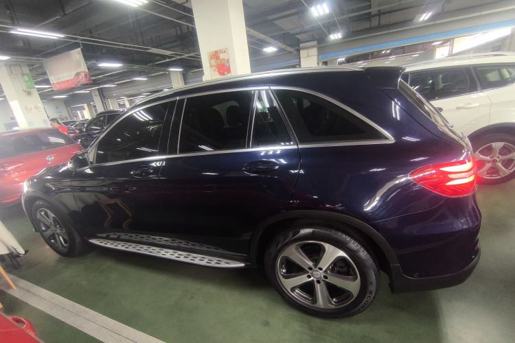 Used Mercedes-Benz GLC 2017 GLC 260 4MATIC Luxury Model
