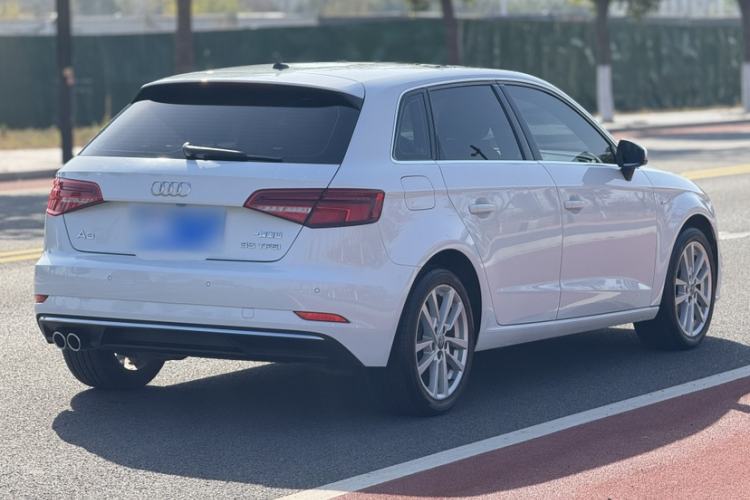 Used Audi A3 2020 Restyled Sportback 35 TFSI Entry-Level China VI Emission Standard
