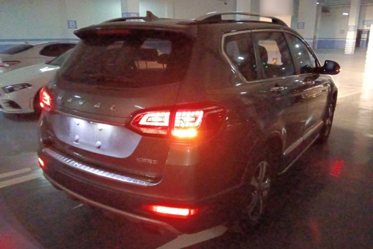 Used Haval H6 2015 Revised Version Sport Edition 1.5T Manual Transmission Two-Wheel Drive Elite Grade