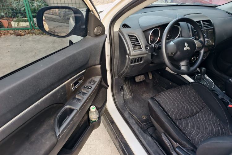 Used Mitsubishi ASX 2013 2.0L CVT Two-Wheel Drive Elite Edition