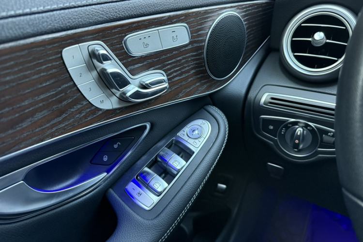 Used Mercedes-Benz GLC 2021 GLC 260 L 4MATIC Luxury Model
