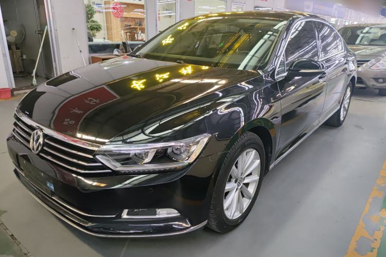 Used Volkswagen Magotan 2019 330TSI DSG Leading Model China VI Standard