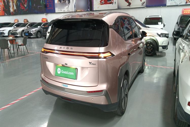 Used AION Y 2022 Plus 70 Enjoy Edition