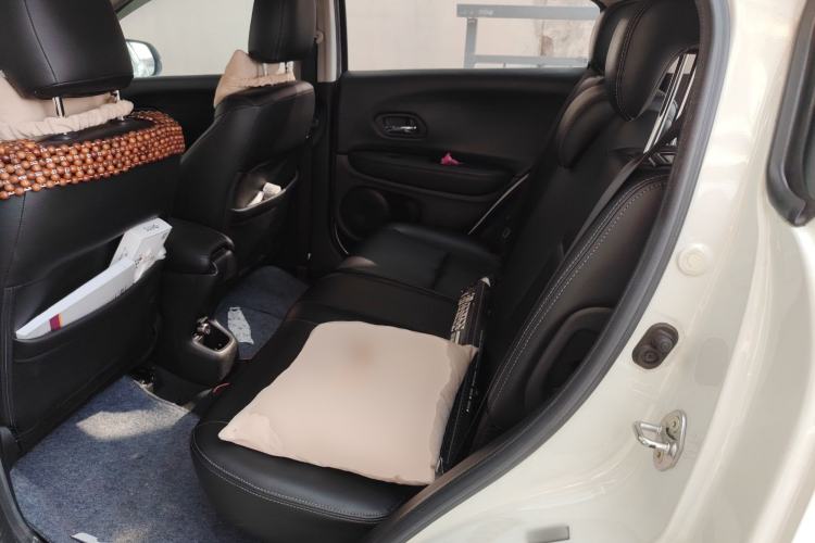 Used Honda Vezel 2015 1.5L CVT two-wheel drive Comfort trim
