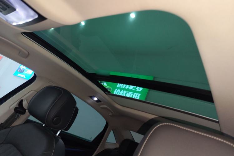 Used Volkswagen Passat 2023 330TSI Luxury Edition
