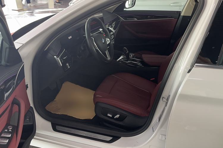 Used BMW 5 Series 2022 Second Facelift 525Li Luxury Package
