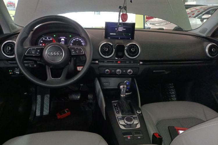 Used Audi A3 2020 Limousine 35 TFSI Fashion Edition China VI Emission Standard
