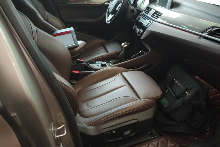 Used BMW X1 2018 sDrive18Li Luxury Model
