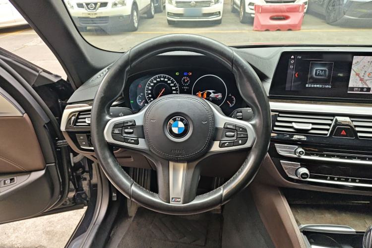 Used BMW 5 Series 2019 525Li M Sport Package
