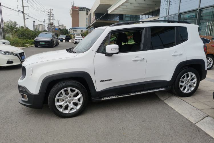 Used  Renegade 2018 Connected Large Screen Version 180T Automatic Jingneng Version
