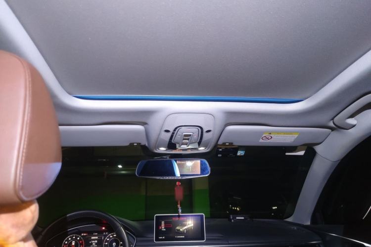 Used Audi A4L 2018 30th Anniversary Edition 40 TFSI Fashion Model
