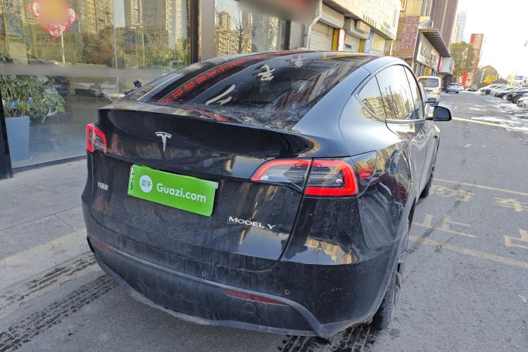 Used Tesla Model Y 2021 Long-Range All-Wheel-Drive Version